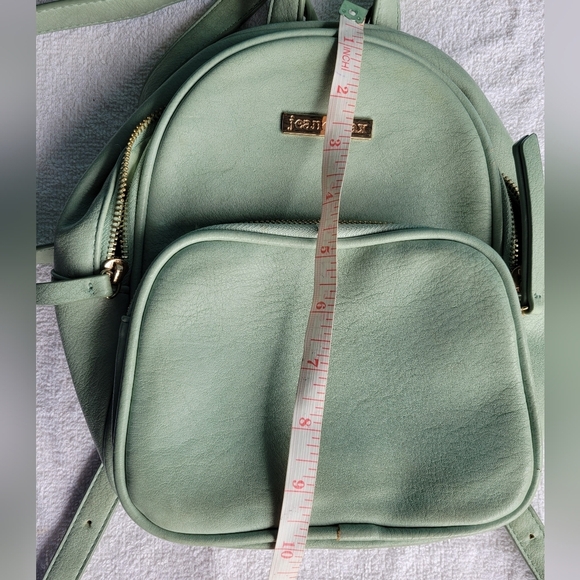 Jeane & Jax Green Knapsack Bag - Picture 9 of 12
